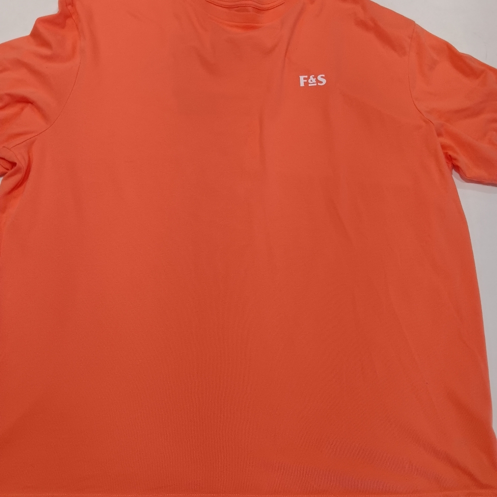 NWOT Men's Field & Stream Tshirt